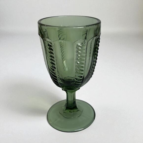 LG WRIGHT & CO Vintage Cable Green Goblet - Picture 1 of 4
